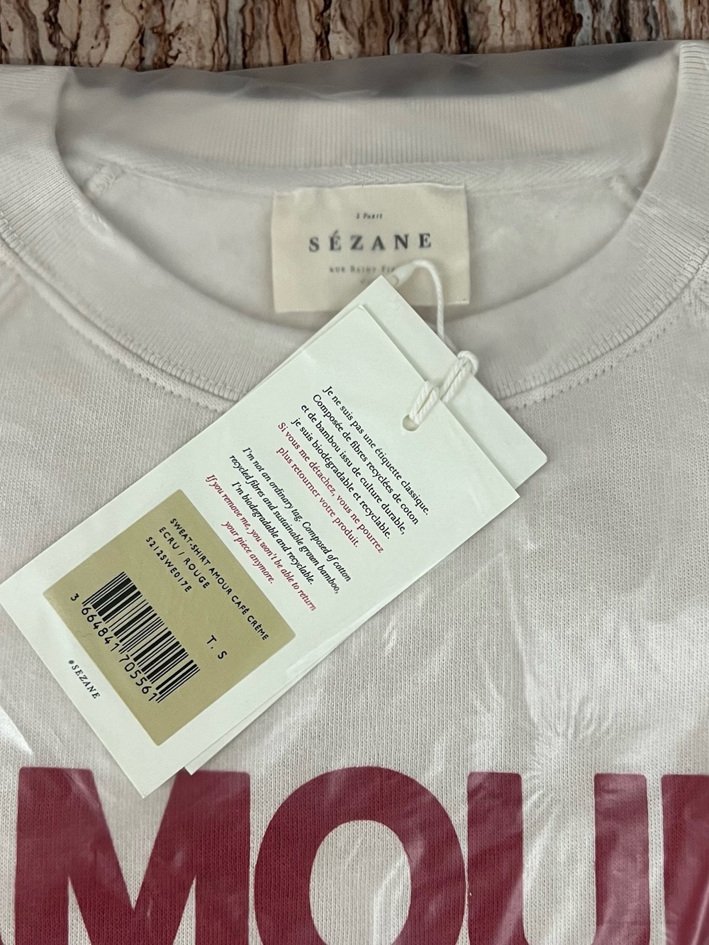 Sézane Cream Sweatshirt with Red Graphic "AMOUR CAFE" - Picture 5 of 5
